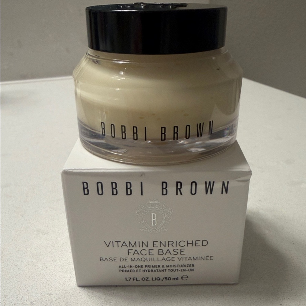 Bobbi Brown Face Base